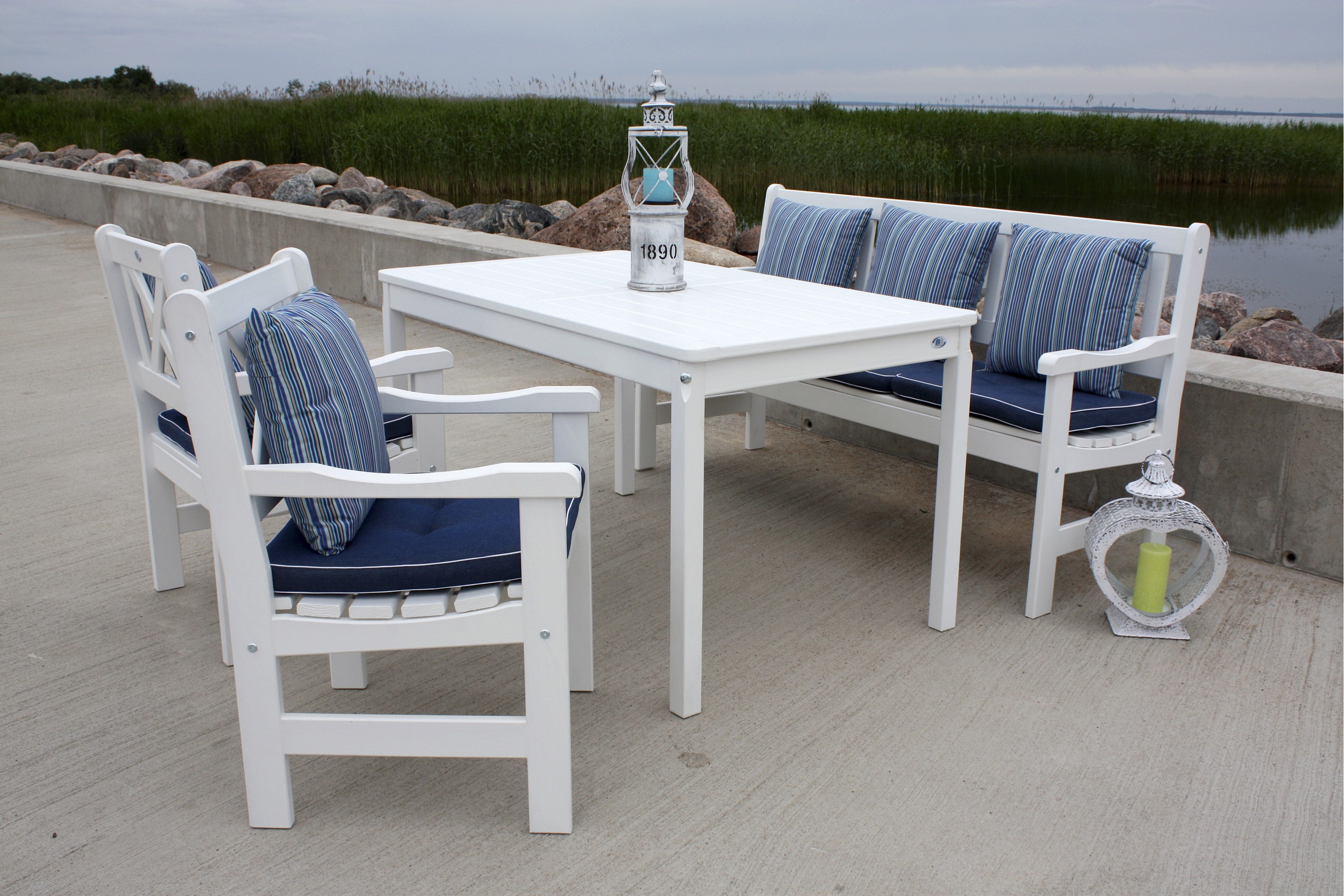 olivo matgrupp utomhus med sittdynor -