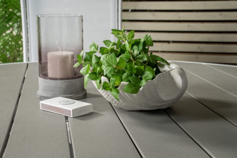 Parma Matgrupp Utomhus Rund Ø140cm + 4 Albany Positionsstolar - Vit/Grå - Utemöbler - Utegrupp - Matgrupper utomhus