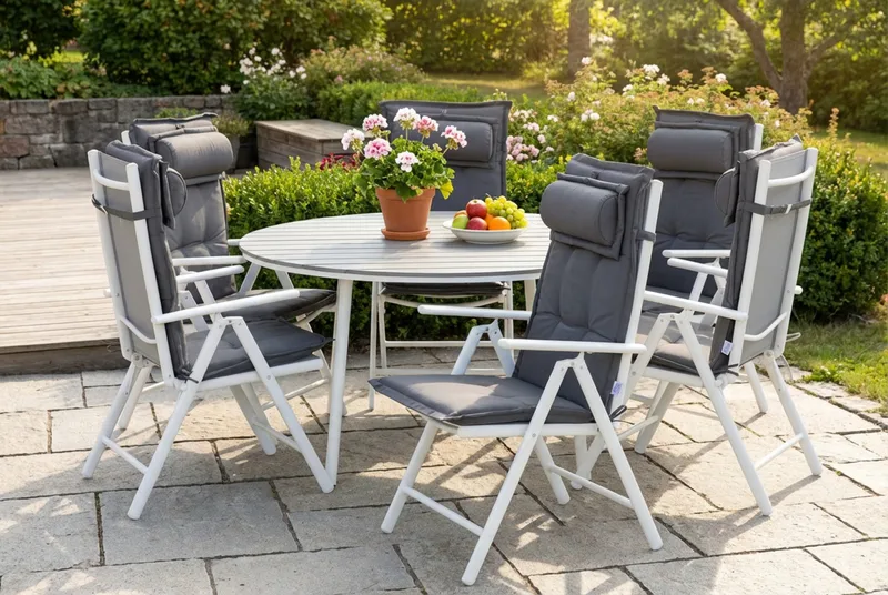 Tunis Matgrupp Utomhus 140 Rund + 6 Maggie Positionsstol m Dyna - Vit/Grå - Utemöbler - Utegrupp - Matgrupper utomhus