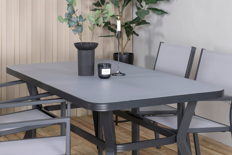 Virya Matgrupp Utomhus + 4 Copacabana Karmstolar - Svart/Grå - Utemöbler - Utegrupp - Matgrupper utomhus