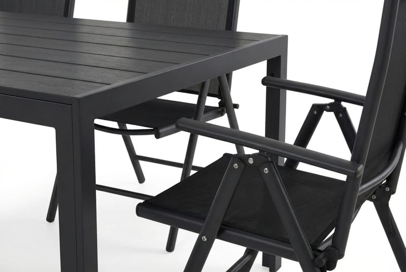 Siri Matgrupp utomhus 150 cm med 4 Maggie Positionsstolar - Utemöbler - Utegrupp - Matgrupper utomhus