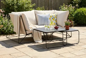 Usteryd utomhus rak 2-sits soffa - Svart/Beige - Utemöbler - Utegrupp - Loungegrupp