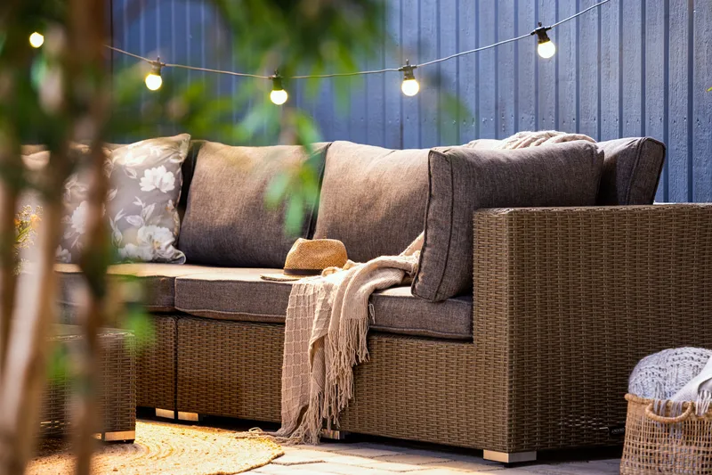 Marcus Loungegrupp - Brun / Svarta dynor - Utemöbler - Utegrupp - Loungegrupp