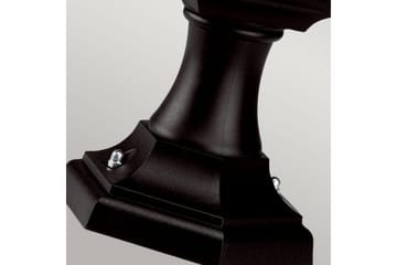 Sockellampa Elstead Lighting Kerry - Belysning - Utomhusbelysning - Stolplyktor & grindlyktor