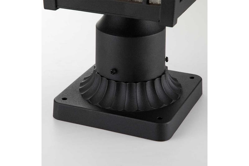 Sockellampa Quoizel Cedar Point - Belysning - Utomhusbelysning - Stolplyktor & grindlyktor