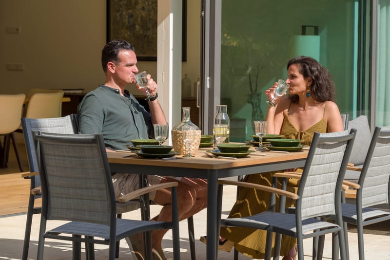 Bord för utomhusbruk TOPAZ 144 cm - trä/grå - Utemöbler - Trädgårdsbord & Utebord - Matbord ute