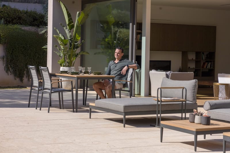 Bord för utomhusbruk TOPAZ 144 cm - trä/grå - Utemöbler - Trädgårdsbord & Utebord - Matbord ute