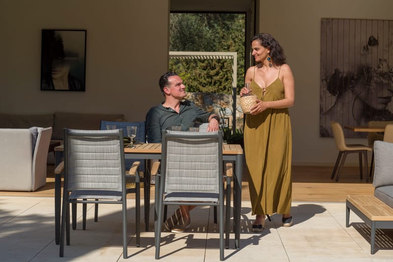 Bord för utomhusbruk TOPAZ 144 cm - trä/grå - Utemöbler - Trädgårdsbord & Utebord - Matbord ute