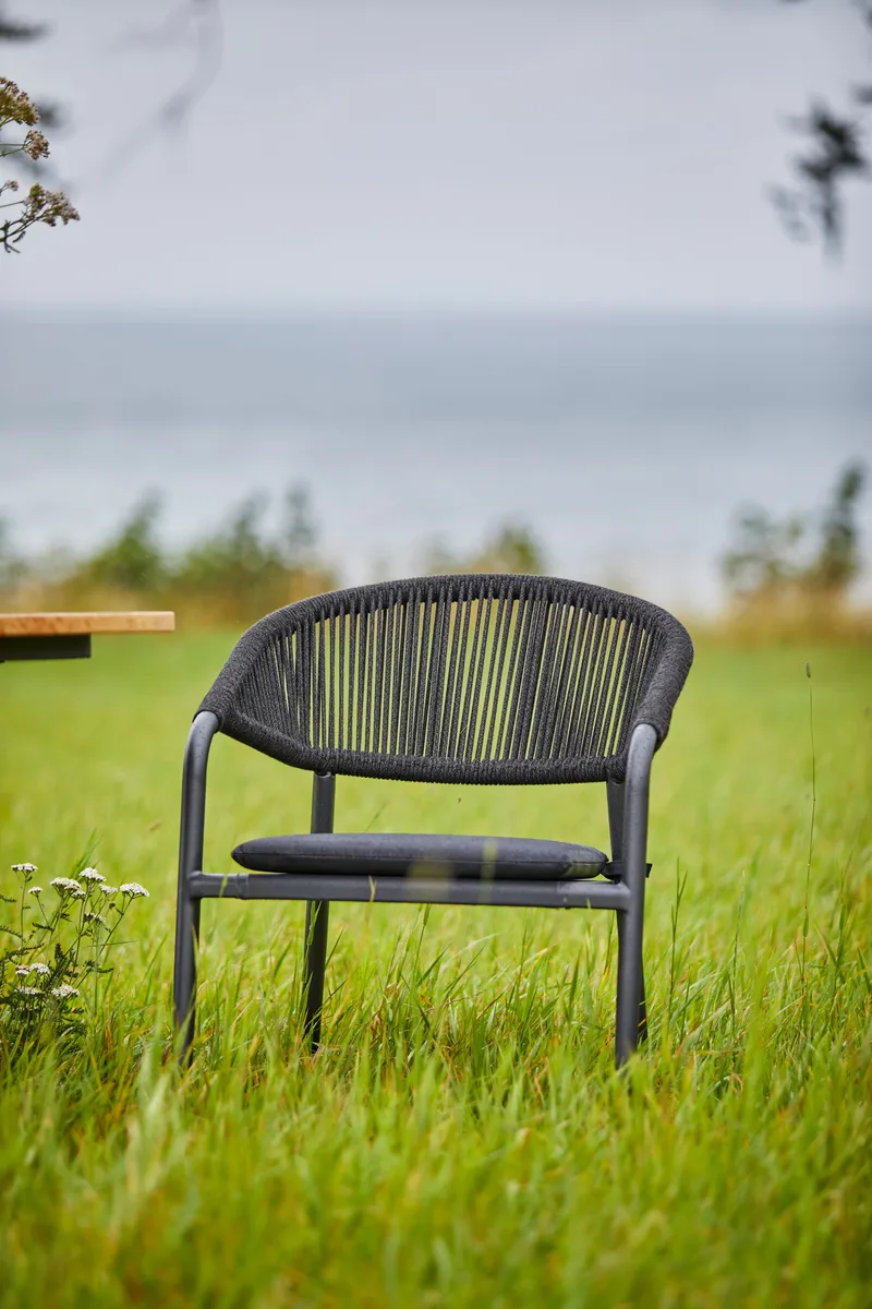 Hillerstorp Ekeryd Utebord Ø110 cm - Utemöbler - Trädgårdsbord & Utebord - Matbord ute