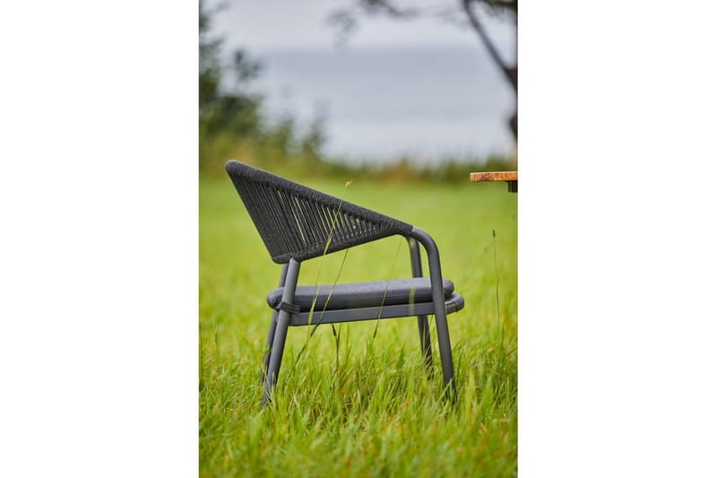 Hillerstorp Ekeryd Utebord Ø110 cm - Utemöbler - Trädgårdsbord & Utebord - Matbord ute