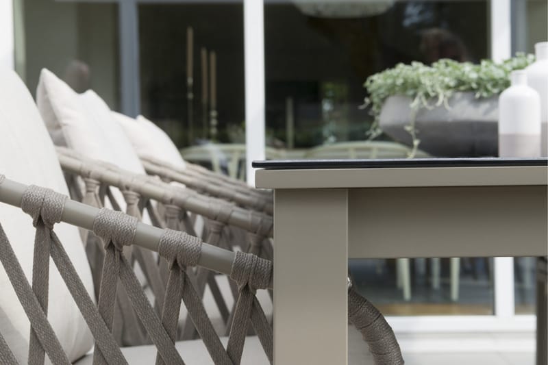 Hillerstorp Jet Set Matbord Utomhus 90 cm Beige - Beige - Utemöbler - Trädgårdsbord & Utebord - Matbord ute
