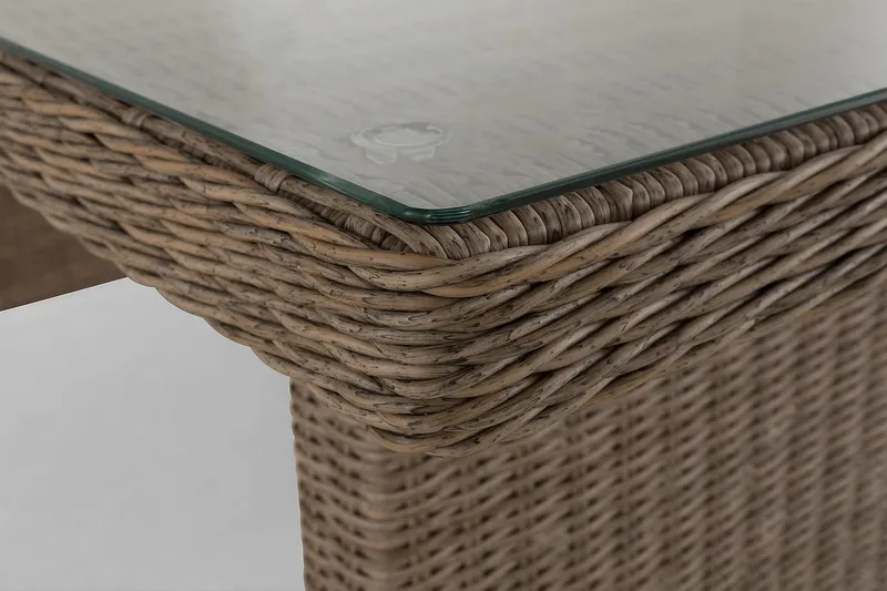 Marcus Stort Matbord Utomhus 200x100 cm – Utebord i konstrotting med glasskiva för Uteplats och Trädgård - Natur Trä - Utemöbler - Trädgårdsbord & Utebord - Matbord ute