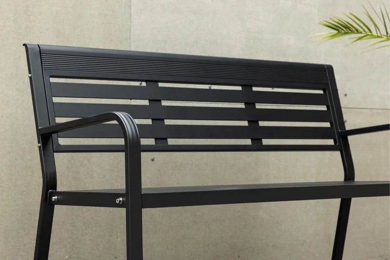 Elvas Utebänk - Svart - Utemöbler - Utesoffor & bänkar - Trädgårdssoffa
