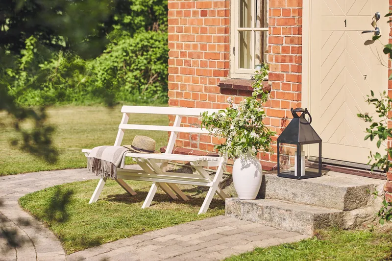 Hillerstorp Torpet Utesoffa 2-sits Vit - Vit - Utemöbler - Utesoffor & bänkar - Loungesoffa