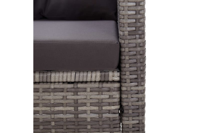 Trädgårdssoffa 2-sits med dynor grå 124 cm konstrotting - Grå - Loungemöbler - Loungesoffa