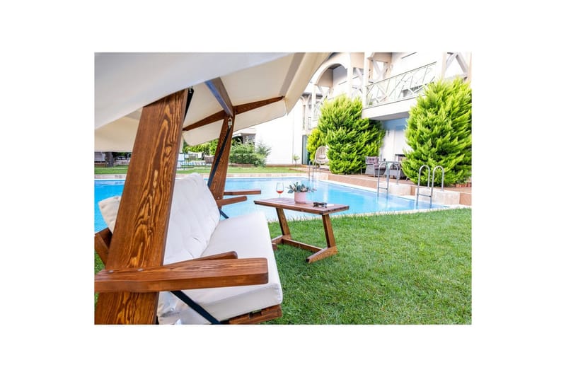 Trädgårds Trippel Gungstol Viva Beige - Beige, 237 x 100 x 175 cm - Utemöbler - Utesoffor & bänkar - Hängsoffor