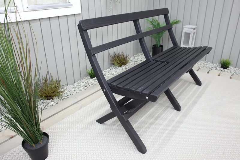 Larios Utebänk 130 cm - Svart - Utemöbler - Utesoffor & bänkar - Trädgårdssoffa