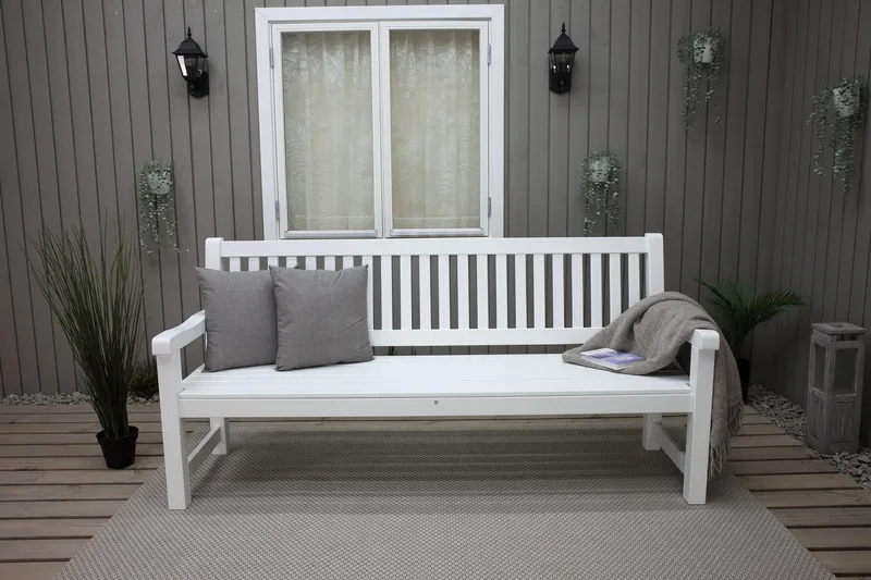 Rimforsa Trädgårdssoffa - Vitlaserad Furu - Utemöbler - Utesoffor & bänkar - Trädgårdssoffa