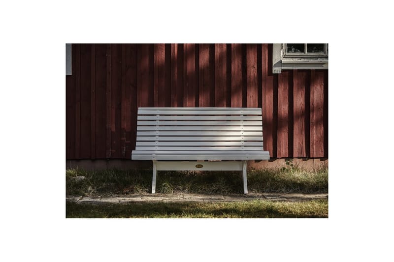 Utesoffa Hillerstorp Lund Vit - Vit - Utemöbler - Utesoffor & bänkar - Trädgårdssoffa