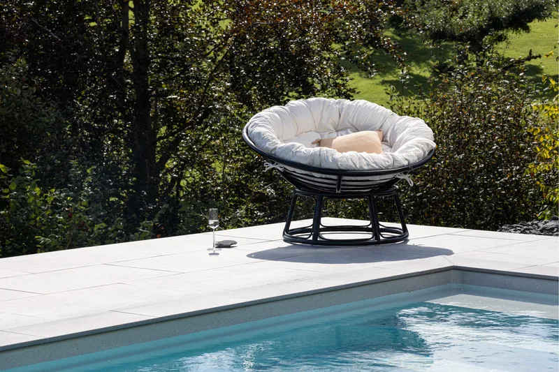 Loungestol Bonnie - Svart/Vit - Utemöbler - Utestolar & fåtöljer - Utefåtöljer & loungefåtöljer