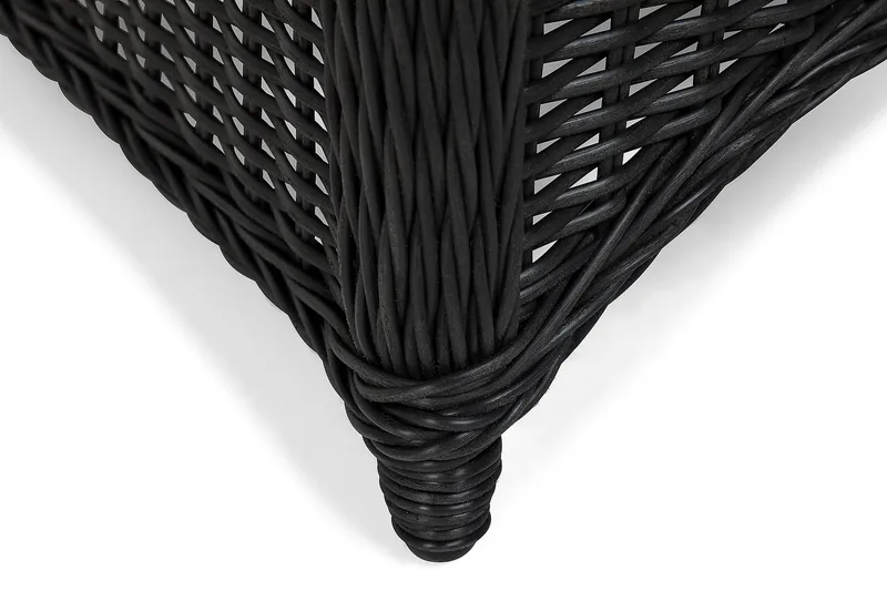 Marcus Light Utefåtölj med Dyna – Loungefåtölj i Konstrotting för Utemöbler - Svart - Utemöbler - Utestolar & fåtöljer - Utefåtöljer & loungefåtöljer