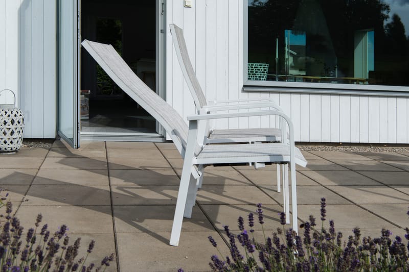 Hillerstorp Hånger Positionsstol 57x64 cm - Vit - Utemöbler - Balkong - Balkongmöbler - Balkongstolar