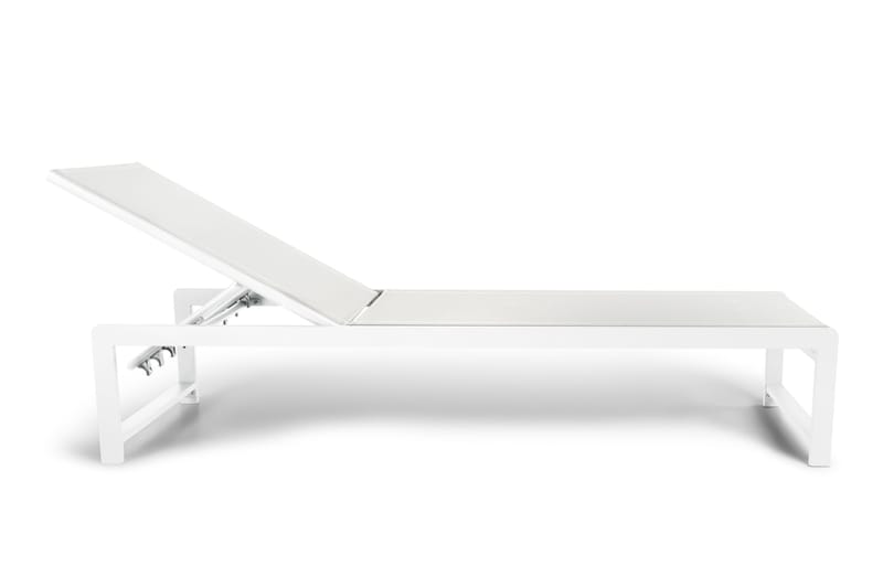 Sanna Solsäng Med Justerbart Ryggstöd - Vit - Utemöbler - Utestolar & fåtöljer - Solsängar & solvagnar