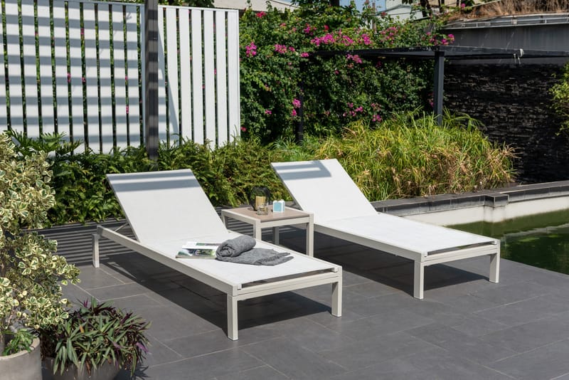 Solsäng för utomhusbruk Urbanite solsäng med hjul - grå - Utemöbler - Utestolar & fåtöljer - Solsängar & solvagnar