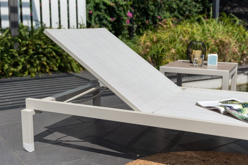 Solsäng för utomhusbruk Urbanite solsäng med hjul - grå - Utemöbler - Utestolar & fåtöljer - Solsängar & solvagnar