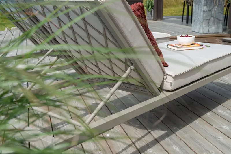 Solsäng Hillerstorp Jet Set - Beige - Utemöbler - Utestolar & fåtöljer - Solsängar & solvagnar
