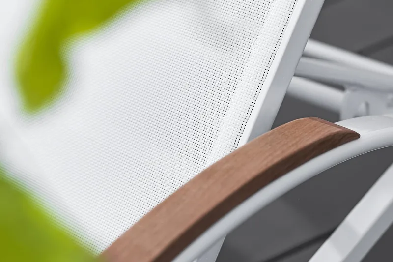 Nydala Solsäng Vit/Teak - Hillerstorp - Utemöbler - Utestolar & fåtöljer - Solsängar & solvagnar