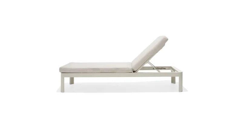 Portals Solsäng med Dyna 189 cm - Vit/Trä - Utemöbler - Utestolar & fåtöljer - Solsängar & solvagnar