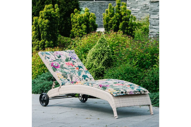 Solstol WICKER 73x196x99cm färg: beige - Beige - Utemöbler - Utestolar & fåtöljer - Solstol