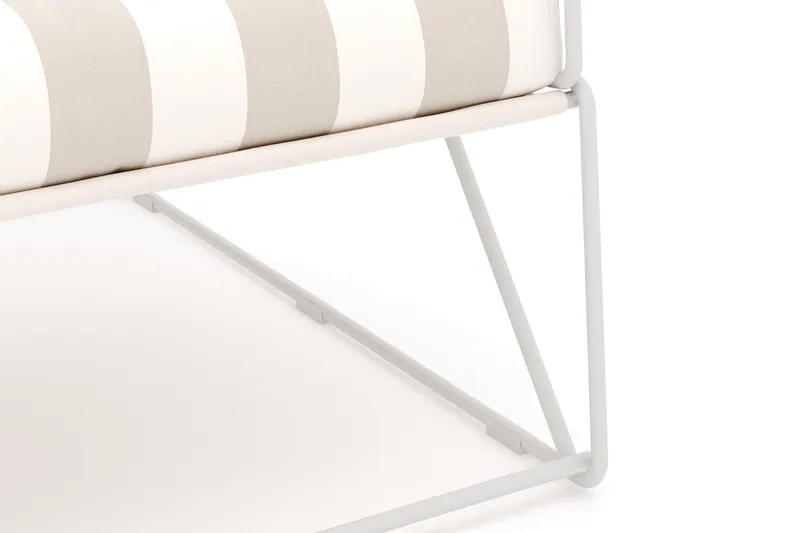 Usteryd loungefåtölj utomhus i järn med vattenavisande randig dyna - Beige / Vit - Utemöbler - Utestolar & fåtöljer - Utefåtöljer & loungefåtöljer