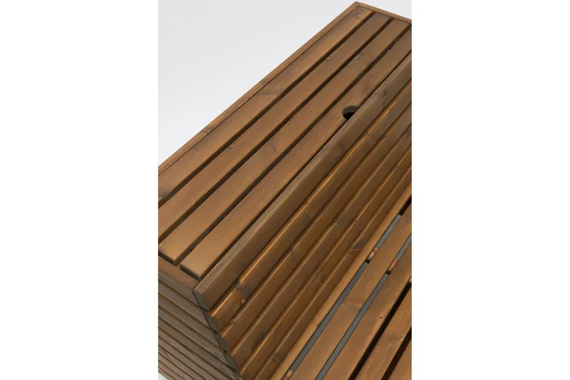 Hillerstorp Bara Vara Utefåtölj - Brun - Utemöbler - Utestolar & fåtöljer - Utefåtöljer & loungefåtöljer