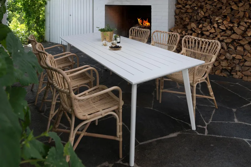 Hillerstorp Lyckesö Utefåtölj - Trä|Natur - Utemöbler - Utestolar & fåtöljer - Utefåtöljer & loungefåtöljer