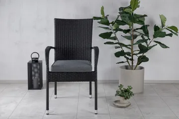 Anna Karmstol Utomhus Stapelbar Svart - Venture Home - Utemöbler - Utestolar & fåtöljer - Matstolar ute