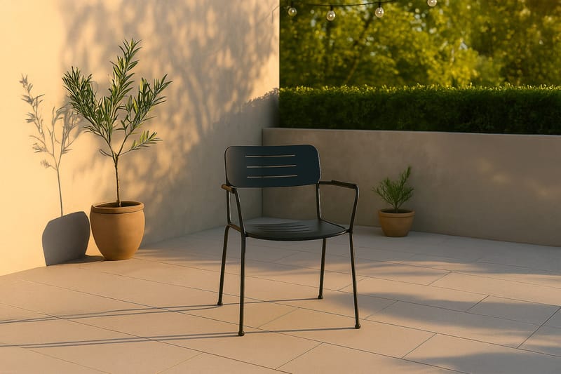 Nicke Karmstol Utomhus Svart - Venture Home - Utemöbler - Utestolar & fåtöljer - Matstolar ute