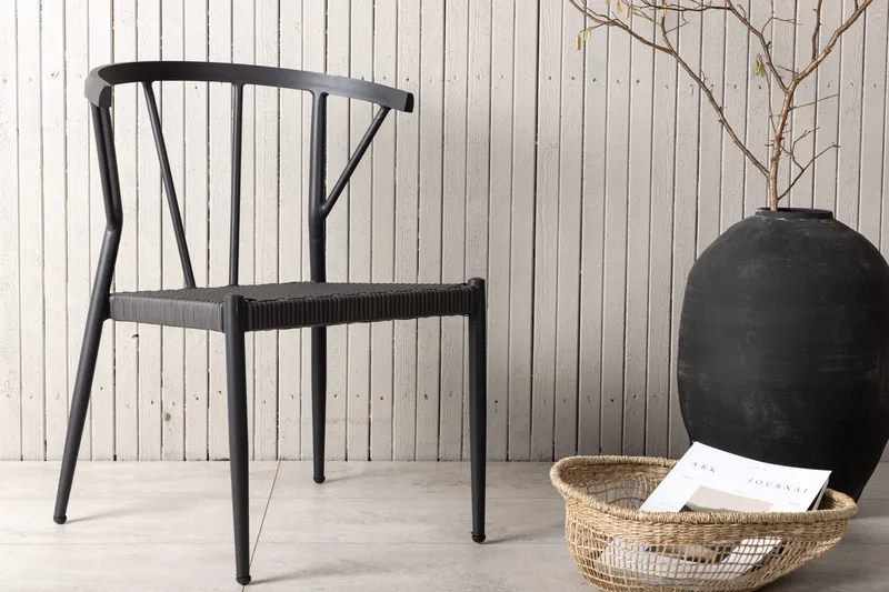 Stina Karmstol Utomhus - Svart - Utemöbler - Utestolar & fåtöljer - Matstolar ute